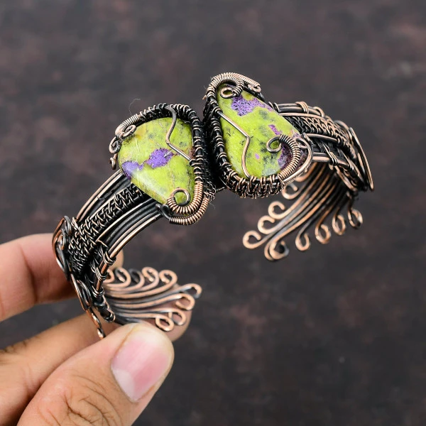 Stichtite Pear Green Handmade Copper Wire Wrapped Bangle