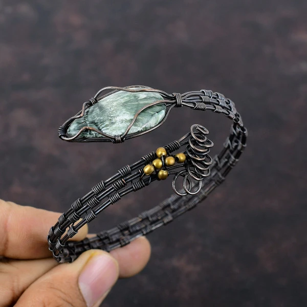 Seraphinite Pear Green Handmade Copper Wire Wrapped Bangle