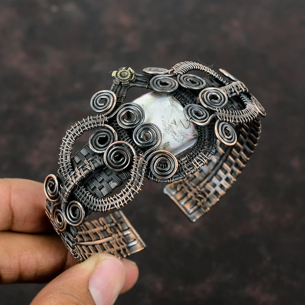Black Mother Of Pearl Radiant Black Handmade Copper Wire Wrapped Bangle