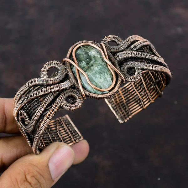 Seraphinite Oval Green Handmade Copper Wire Wrapped Bangle