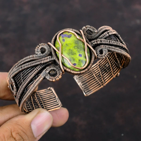 Stichtite Oval Green Handmade Copper Wire Wrapped Bangle