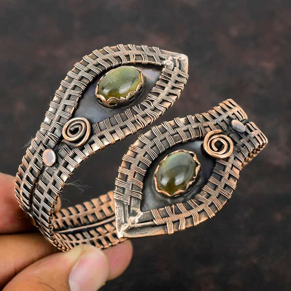 Labradorite Oval Gray Handmade Copper Wire Wrapped Bangle
