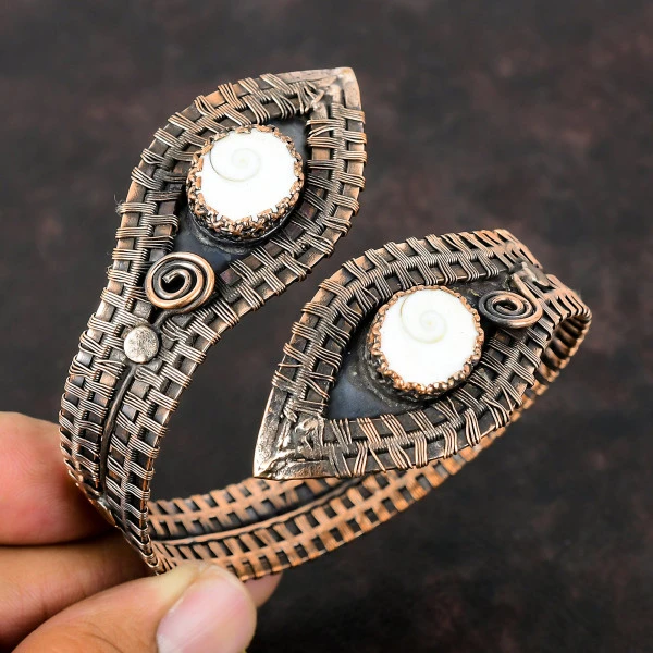 Shiva Eye Shell Oval White Handmade Copper Wire Wrapped Bangle