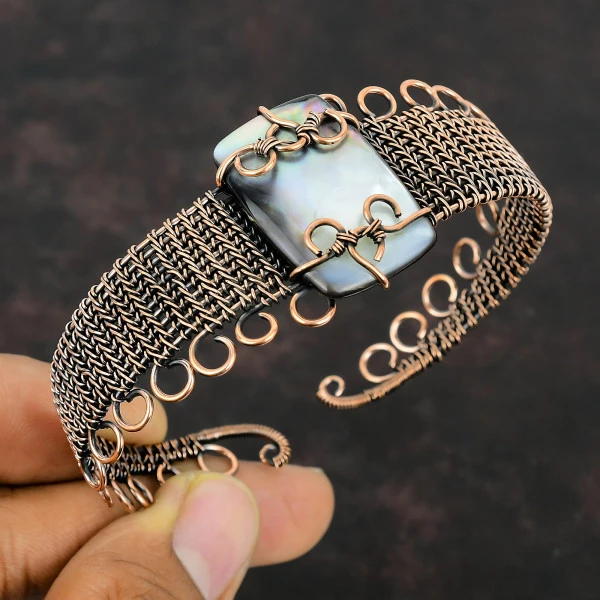 Black Mother Of Pearl Radiant Black Handmade Copper Wire Wrapped Bangle
