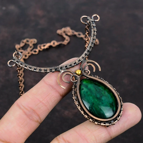Green Fire Labradorite Oval Green Handmade Copper Wire Wrapped Necklace
