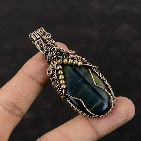 Nellite  Oval Black Handmade Copper Wire Wrapped Pendant