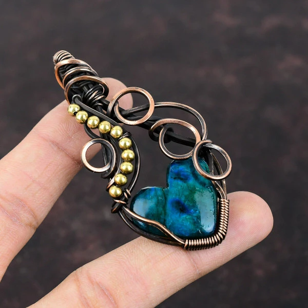 Neon Flash Labradorite Heart Blue Handmade Copper Wire Wrapped Pendant