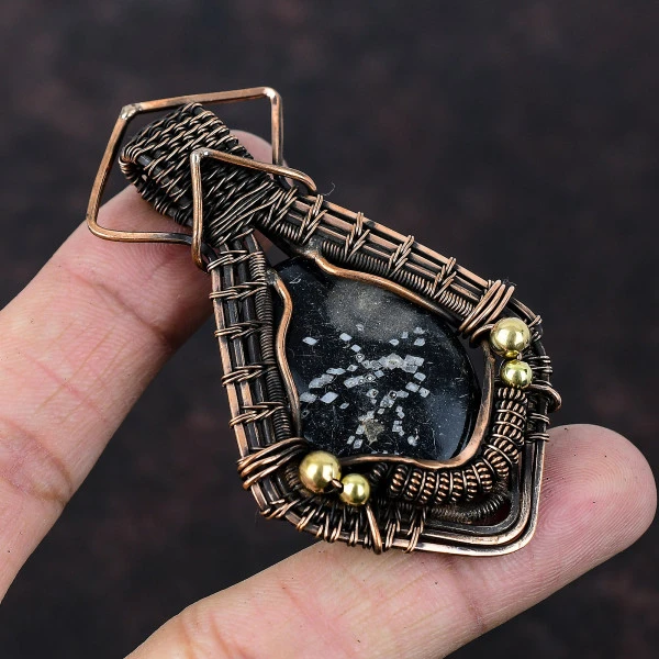 Chrysanthemum Oval Black Handmade Copper Wire Wrapped Pendant