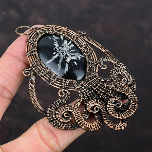 Chrysanthemum Oval Black Handmade Copper Wire Wrapped Pendant