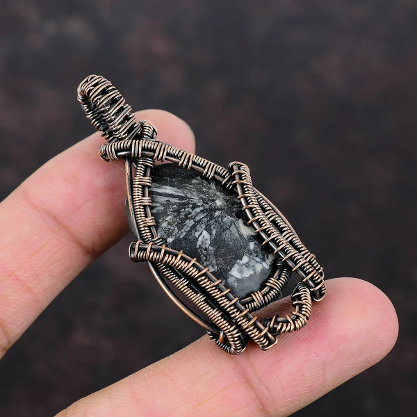 Chrysanthemum Oval Black Handmade Copper Wire Wrapped Pendant