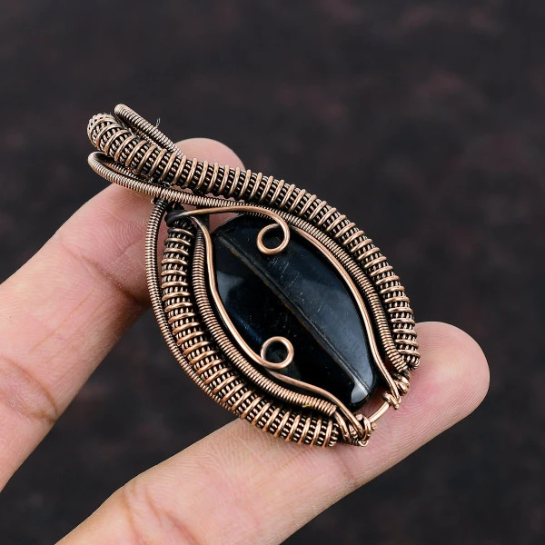 Nellite Oval Black Handmade Copper Wire Wrapped Pendant