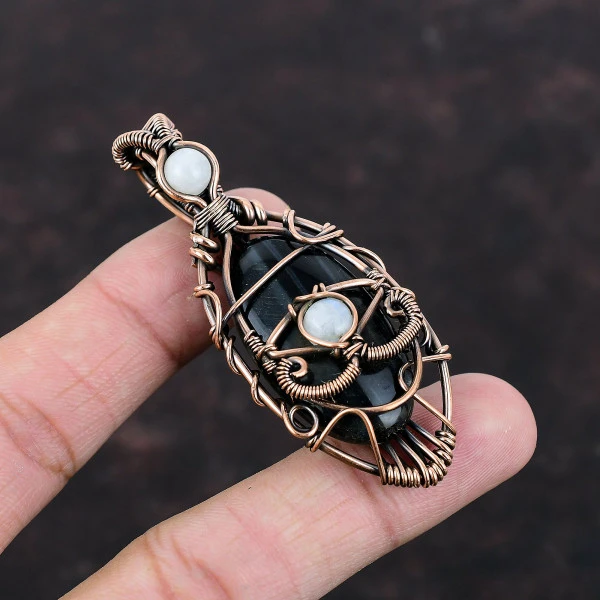 Nellite Oval Black Handmade Copper Wire Wrapped Pendant