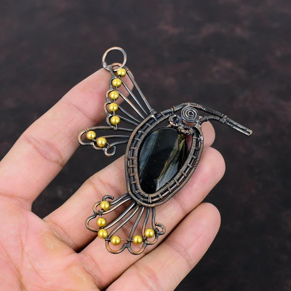 Nellite Oval Black Handmade Copper Wire Wrapped Pendant