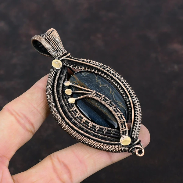 Nellite Oval Black Handmade Copper Wire Wrapped Pendant