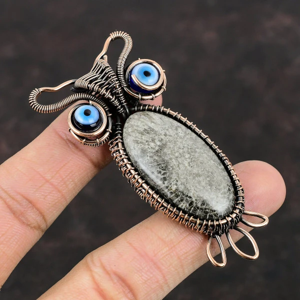 Stingray Coral Oval Gray Handmade Copper Wire Wrapped Pendant